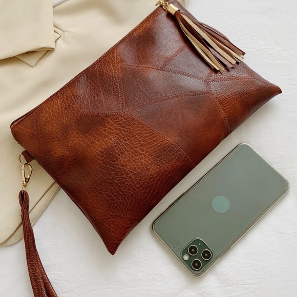 Luxe Vegan Leather Tassel Zipper Clutch wristlet - Picture 6 of 8